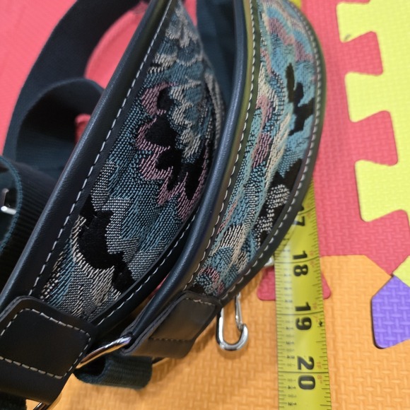 The Unbranded Brand Other - Adjustable Padded Backpack Straps Replacement - Floral Tapestry Design - Swivel